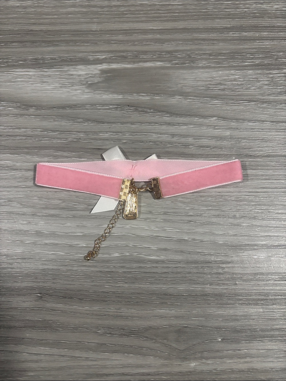 Melanie Martinez Crybaby Pink Velvet choker necklace - Picture 3 of 3